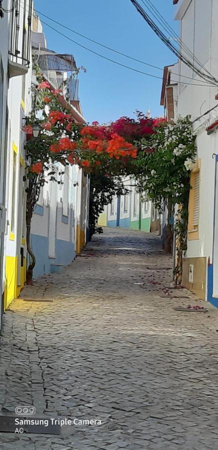 Edificio Tomas Lejlighed Ferragudo  Eksteriør billede